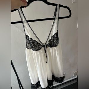 Victoria Secret - teddy slip